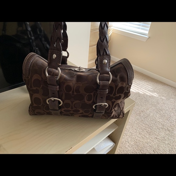 Coach purse - Picture 2 of 3